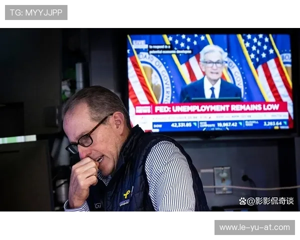 门将的孤独与坚守：雷纳40岁面临转型，英特尔股价单日暴涨10%引发行业震动