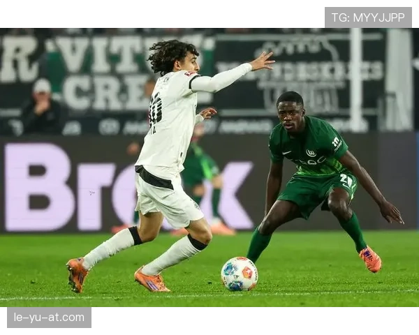 门兴防线漏洞频出，新赛季防守隐患引关注