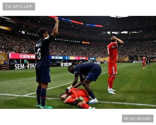 世界杯VAR技术引热议：公平竞技保障遭遇争议挑战