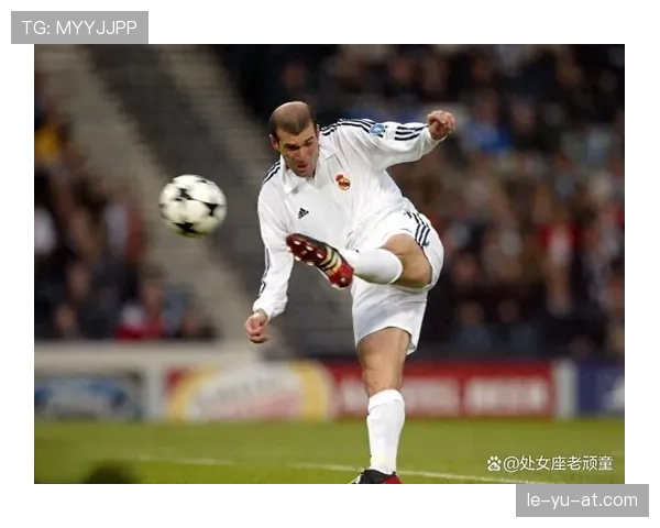 齐达内战术解密：魅力与智慧交织的执教艺术